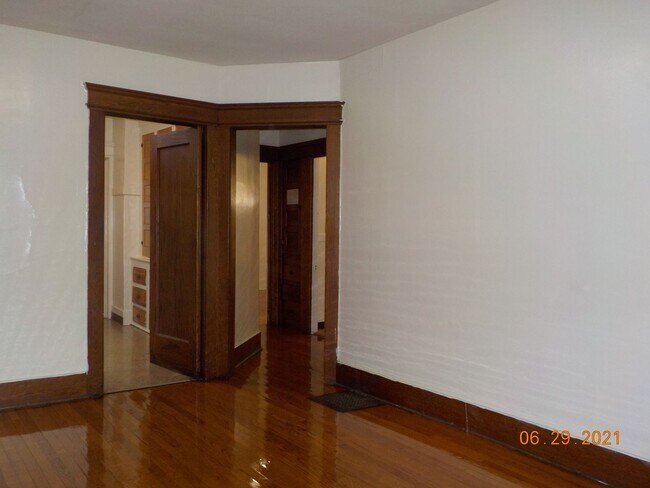 Building Photo - 969-971 Lancaster Ave