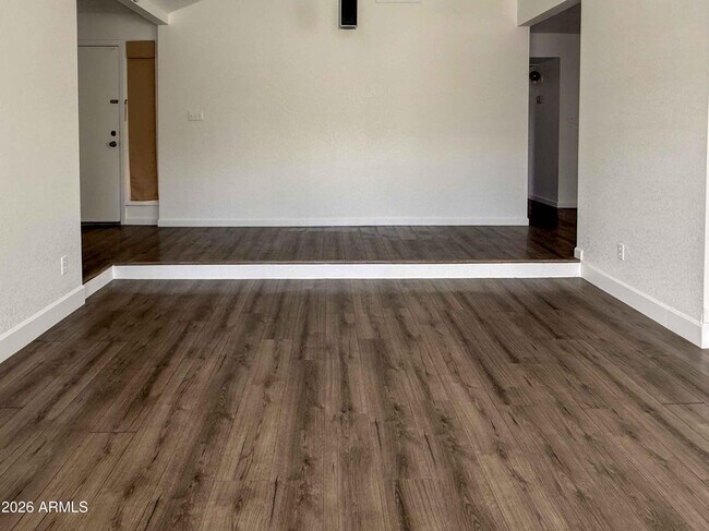 Building Photo - 16811 N 32nd Ave