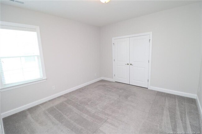 Building Photo - 2936 Baronial St
