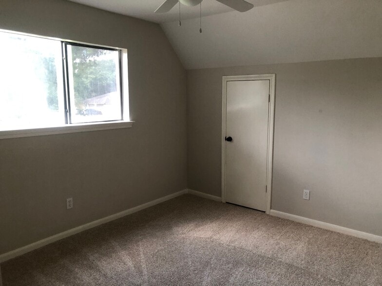 Upstairs Bedroom #1 - 10019 Golden Sunshine Dr