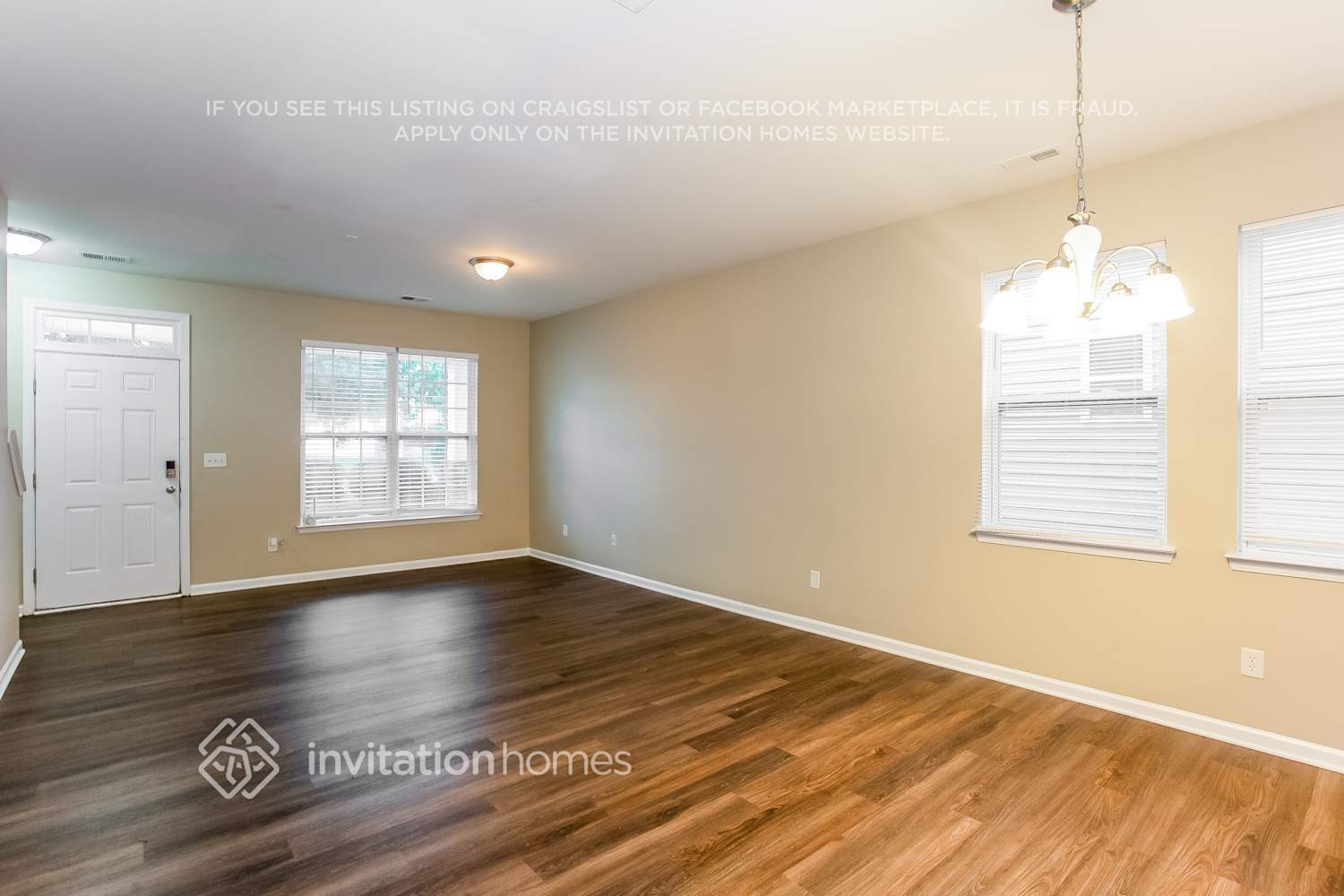 Building Photo - 3302 Streamside Dr