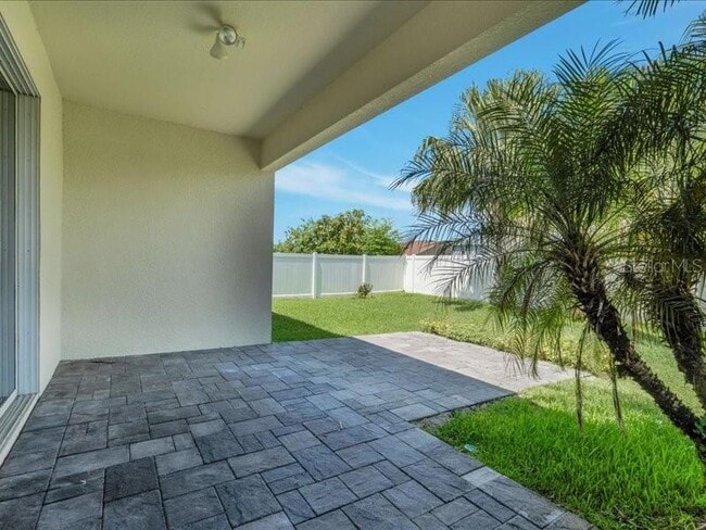 Building Photo - 1569 Thetford Cir