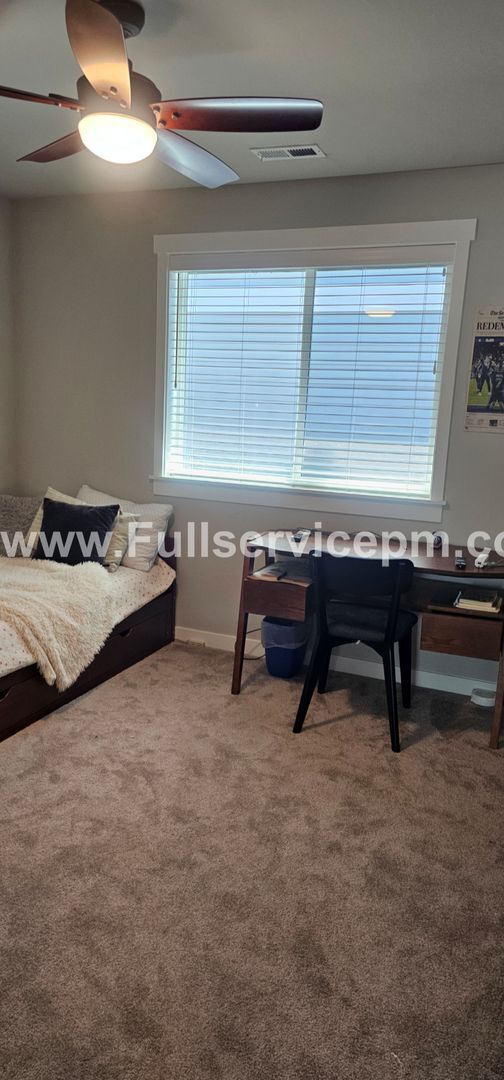 Building Photo - Newer Incredible home with all the amenities!