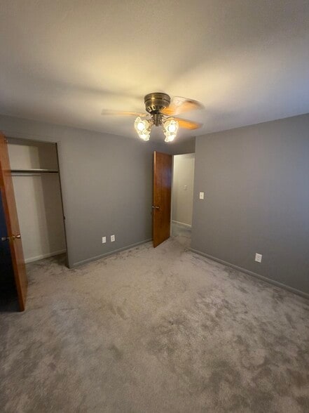 Building Photo - 152 Clover Ridge Dr