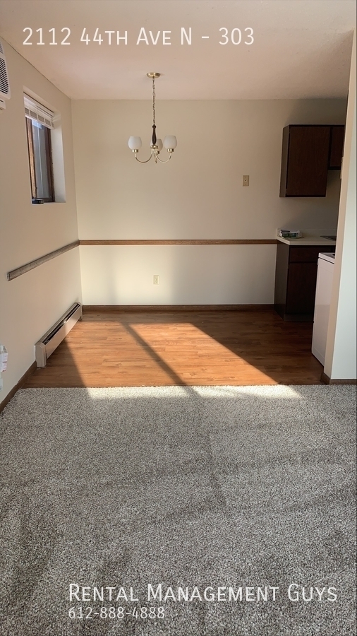 Primary Photo - 1 Bedroom Apartment- Laundry and Off Stree...