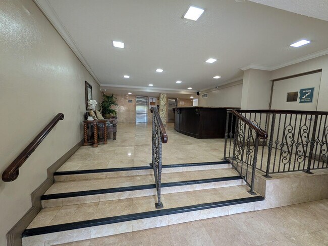 Building Photo - 1800 Sans Souci Blvd