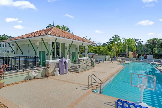 Building Photo - 14545 Damai Ln