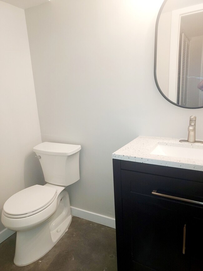 Building Photo - 1624 San Miguel Dr