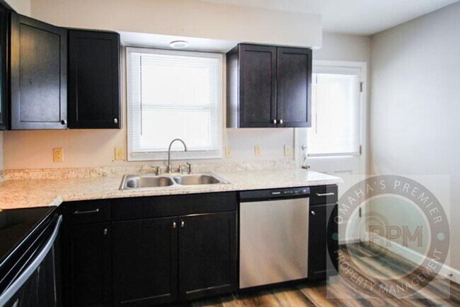 Building Photo - 11652-11654 Camden Ave