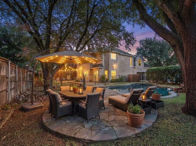 Building Photo - 7924 Vista Ridge Dr N