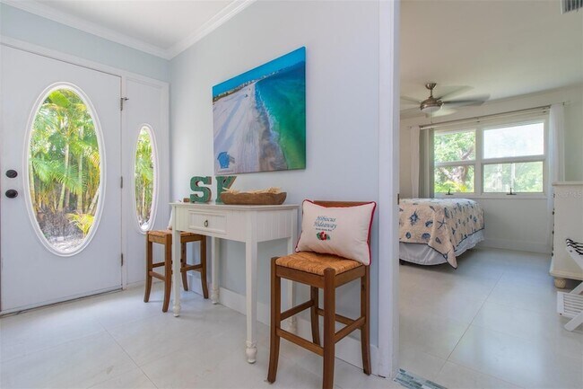 Building Photo - 8302 Midnight Pass Rd