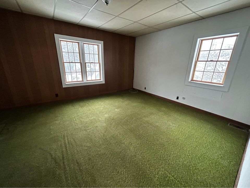 Bedroom 1 - 302 Lake Ave