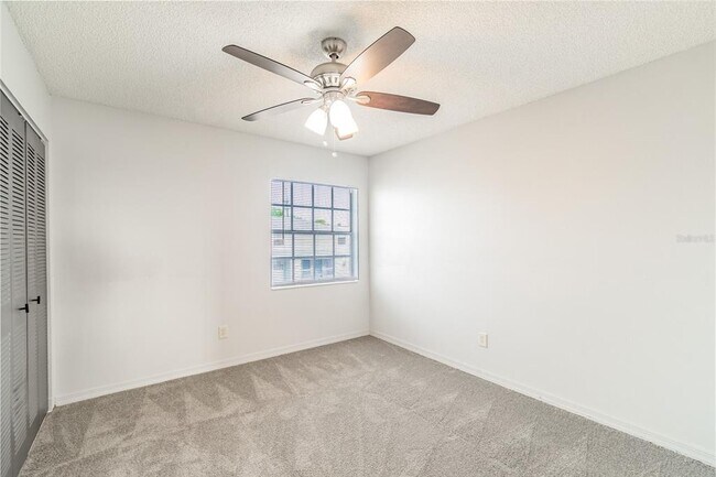 Building Photo - 4907 W McElroy Ave