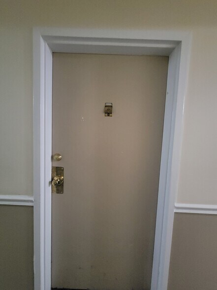Front Door - 5450 Astor Ln