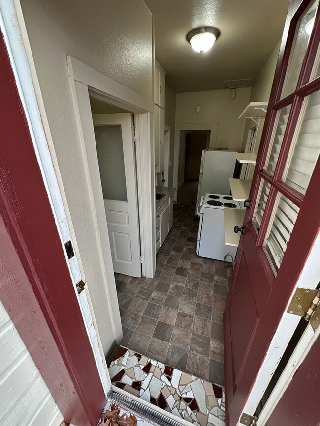 Building Photo - (488) 15th Street Apartments - 1 Bedroom / 1 Bathroom