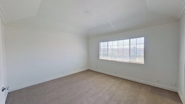 Building Photo - 24671 Paige Cir