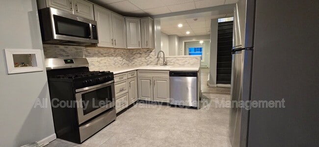 Building Photo - 1922 Glendale Ave