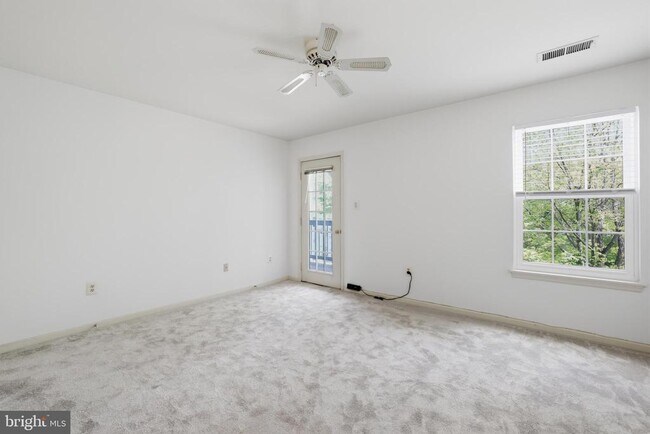 Building Photo - 2844 Yarling Ct