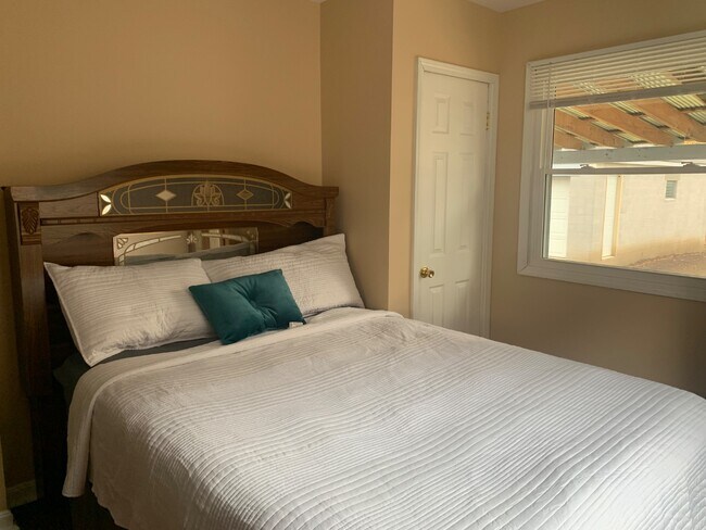 Building Photo - 497 Chase Rd