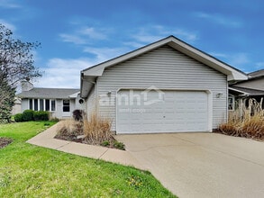 Building Photo - 6603 Walter Adamic Ln