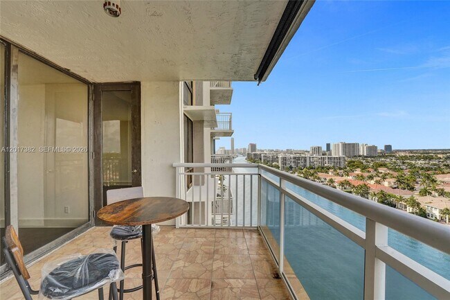 Building Photo - 1600 S Ocean Dr