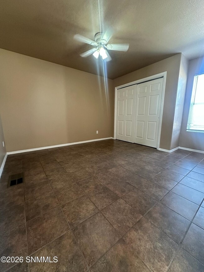 Building Photo - 1595 Carrillo Ct