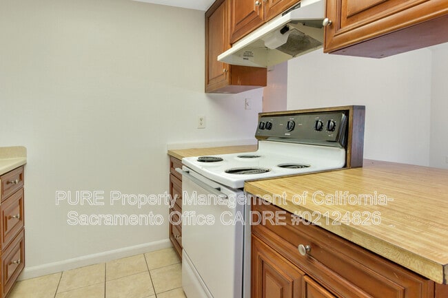 Building Photo - 4706 Hayford Way