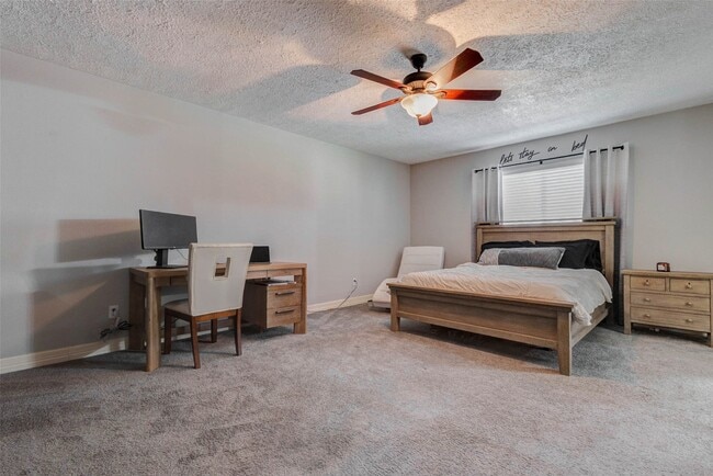 Building Photo - 21602 Park Downe Ln