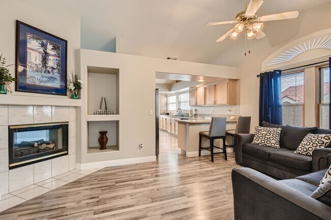 Building Photo - 2114 Akamine Ave