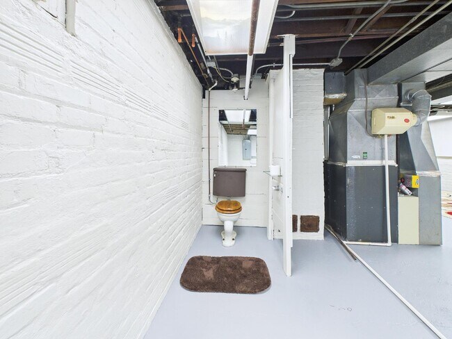 Building Photo - 1522 Park Wild Ave