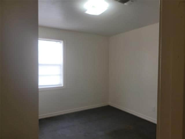 Building Photo - 402 Stephens St
