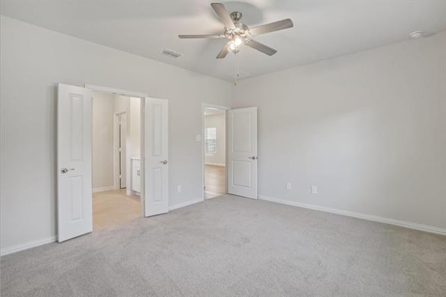 Building Photo - 714 Leavenworth Dr