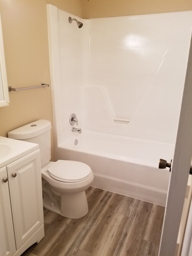 Building Photo - 4423 Val Verde Ct