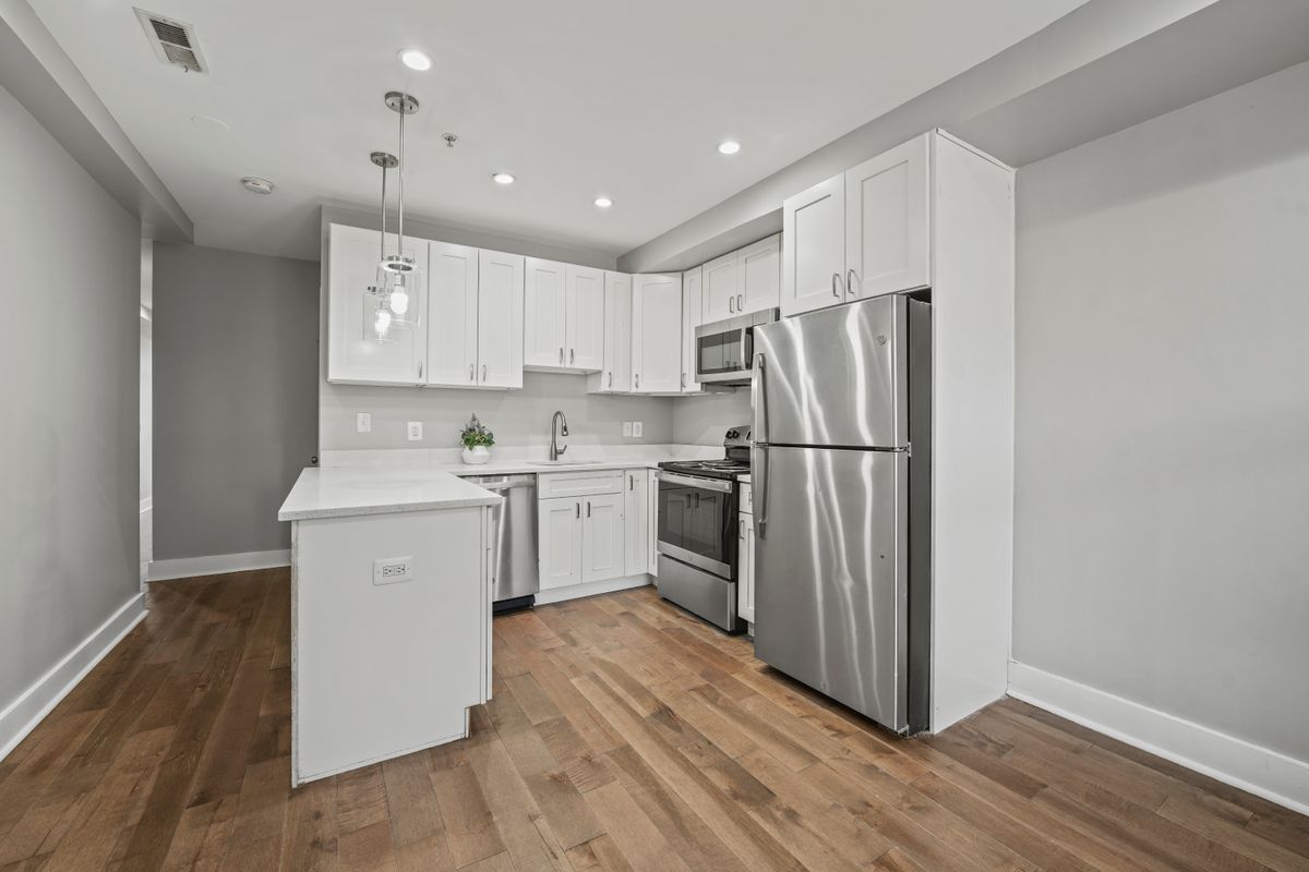 Building Photo - 2419 Benning Rd NE