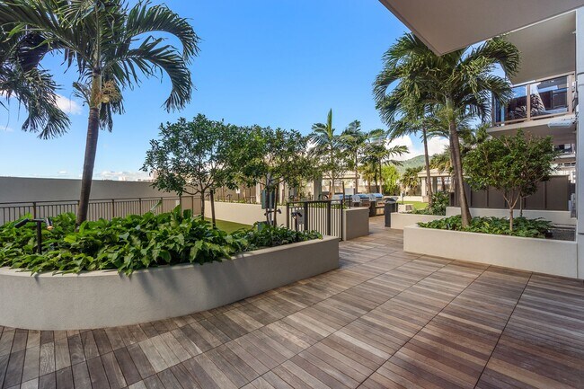 Building Photo - Sky Ala Moana West #2204 — 1BR/1BA/1PK — $...