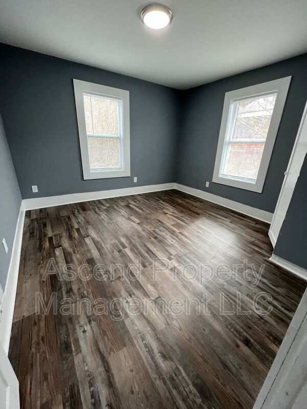 Building Photo - 1228 Wheeler Ave