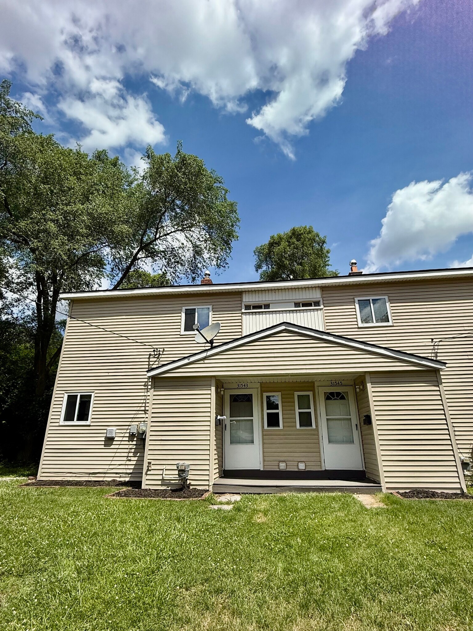 Building Photo - 31543 Alpena Ct