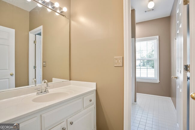 Building Photo - 5465 Derby Chase Ct