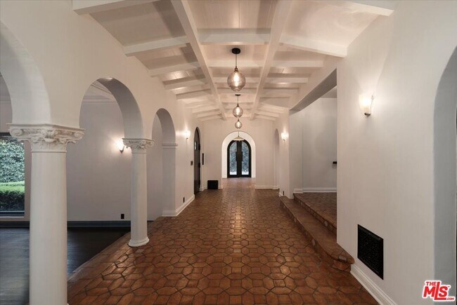 Building Photo - 1901 El Cerrito Pl