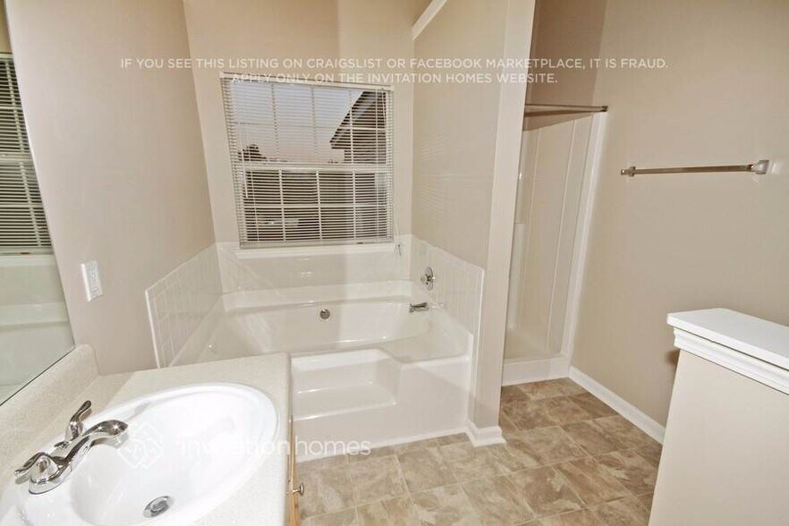 Building Photo - 4350 Reserve Hill Crossing