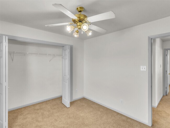 Building Photo - 19022 Yellow Thrush Dr