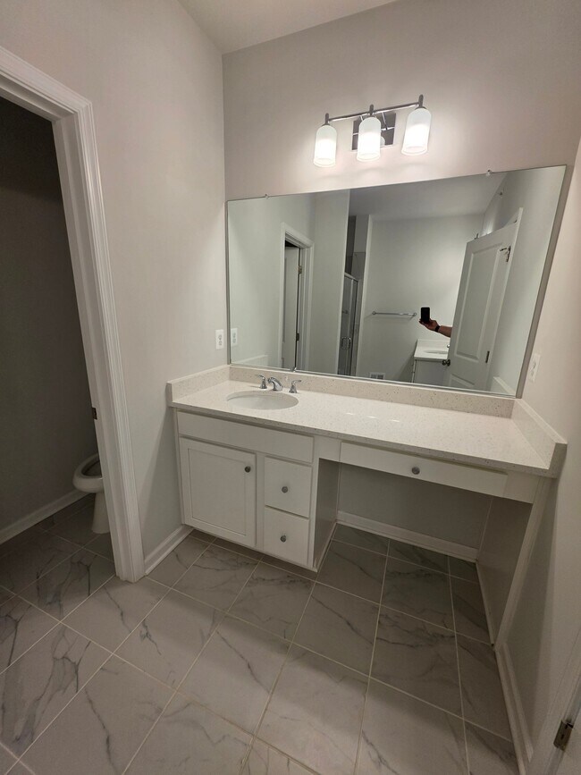 Building Photo - 9008 Bernard Mills Dr