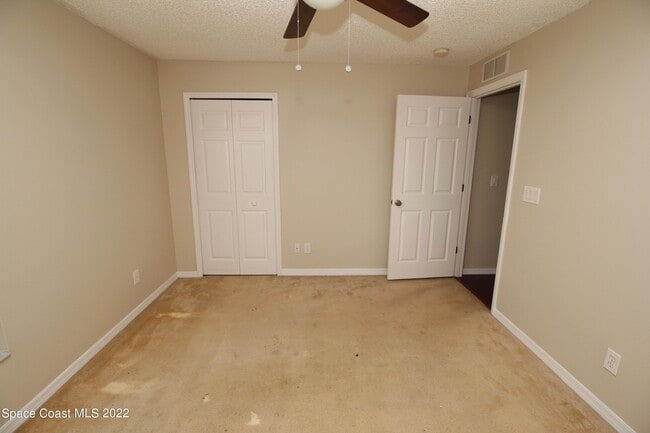 Building Photo - 3291 San Jose Ave SE