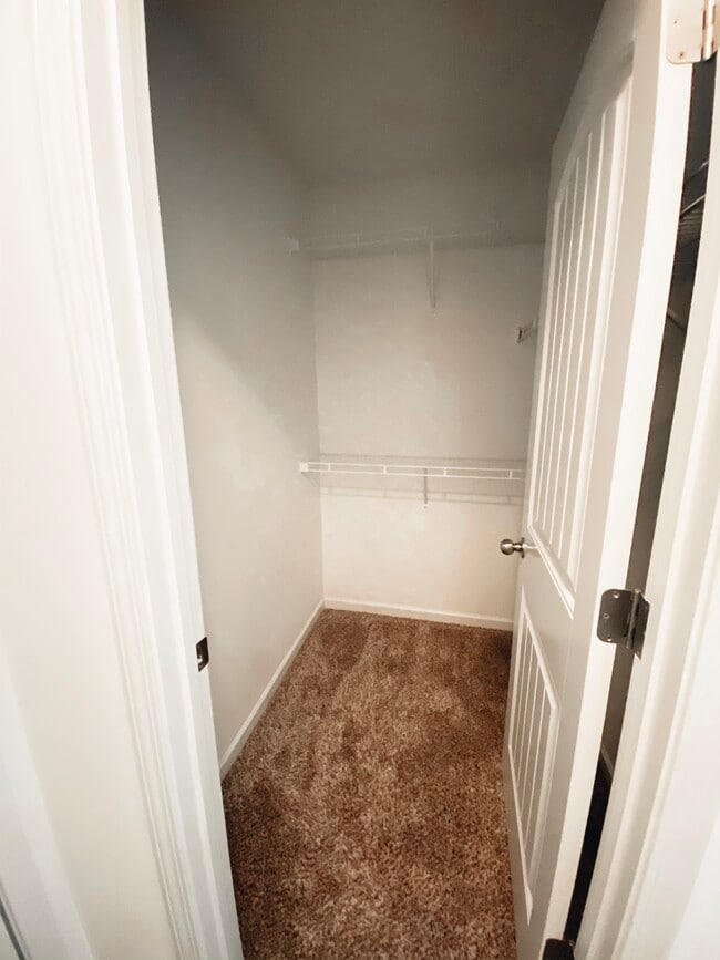 Building Photo - 335 Flat Cove Rd