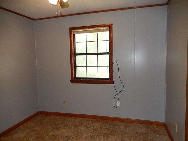 Building Photo - 171 Bear Creek Rd