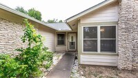 Building Photo - 11606 Parkfield Dr