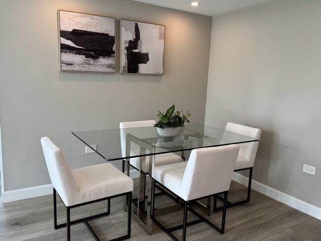 Building Photo - 1470 State St