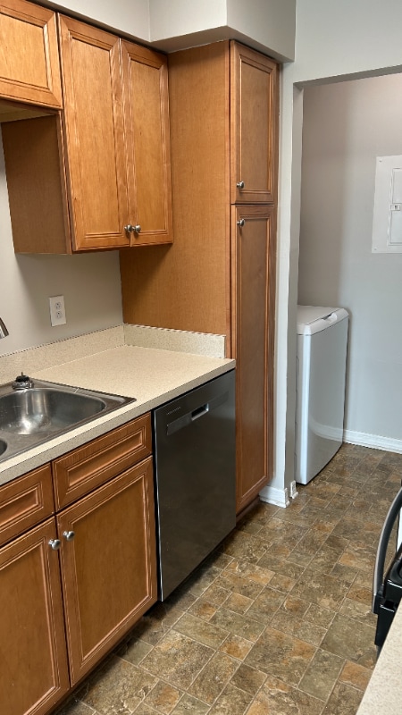 Building Photo - 10200 Belle Rive Blvd