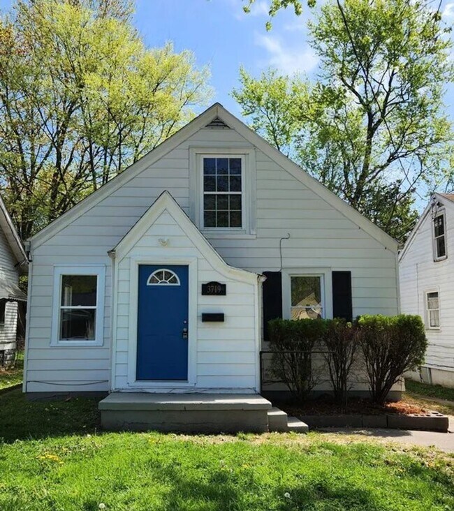 Building Photo - 3719 Kahlert Ave