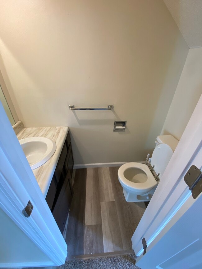 Building Photo - 4331 Ludwick Blvd